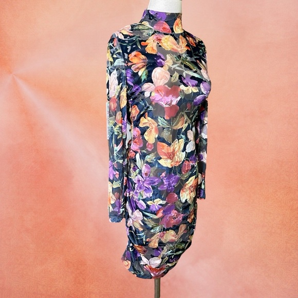 NWT Kourt Mockneck Floral Velvet Burnout Bodycon Dress Size Medium - Picture 13 of 16